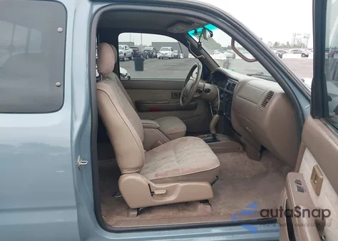 1999 Toyota Tacoma Prerunner V6 z USA, uszkodzony, nr VIN 4TASN92N7XZ548943